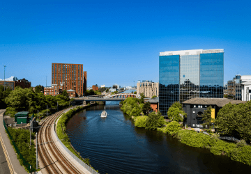 טיסה למנצ'סטר