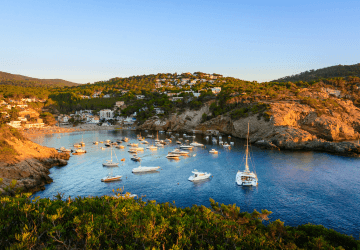 טיסה זולה לאיביזה